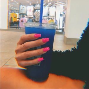 Meet your Posher, Missy